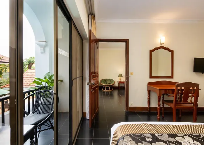 Angkor Trails Hotel 4*